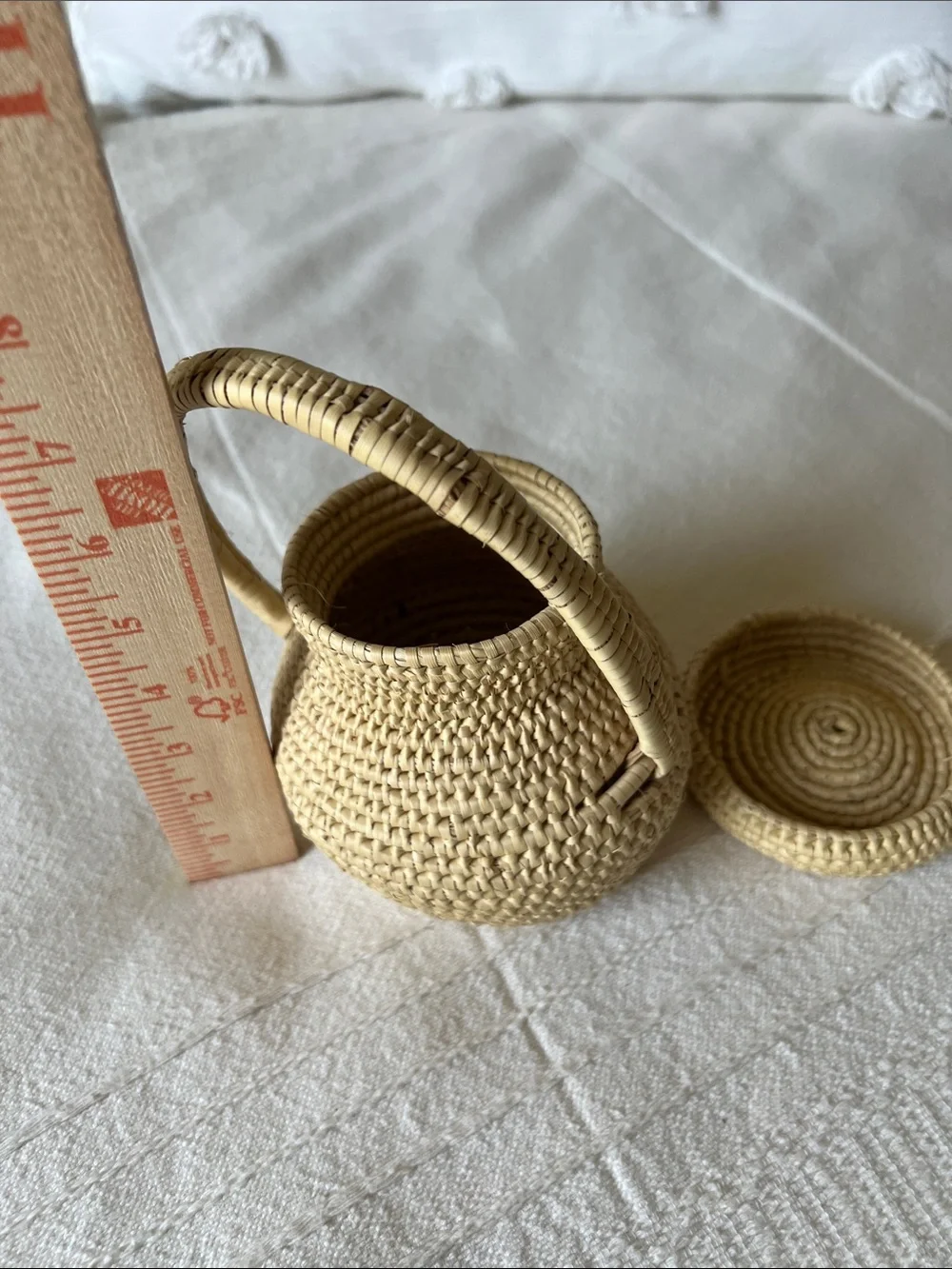 Natural Woven Rattan small Storage Basket with Handle - Cream